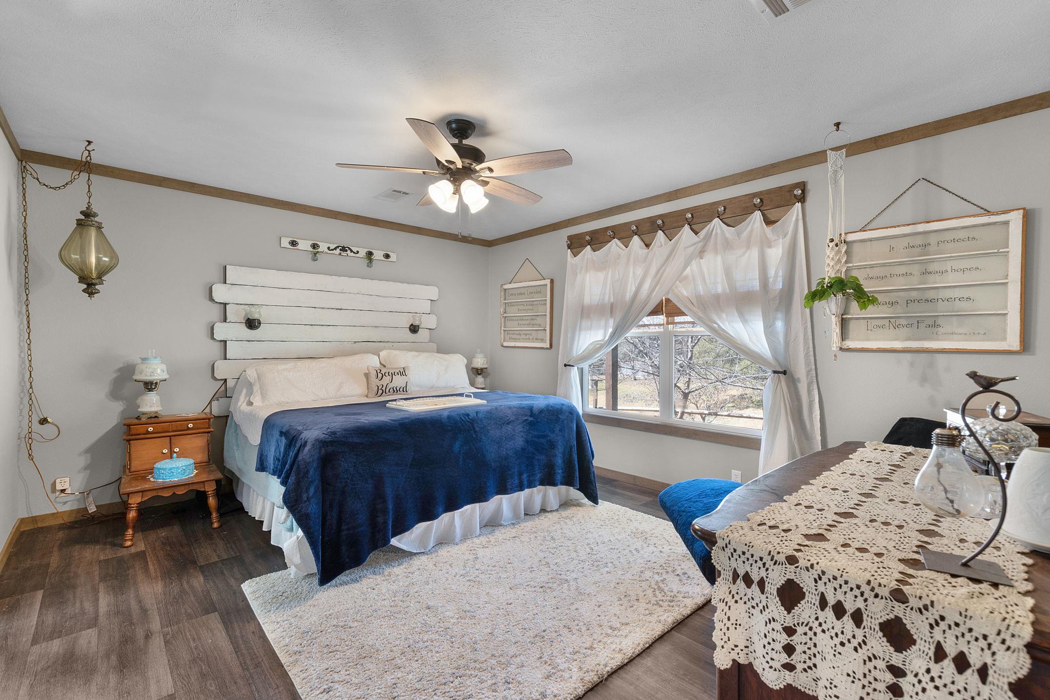 345 County Road 136C, Kingsland, TX 78639