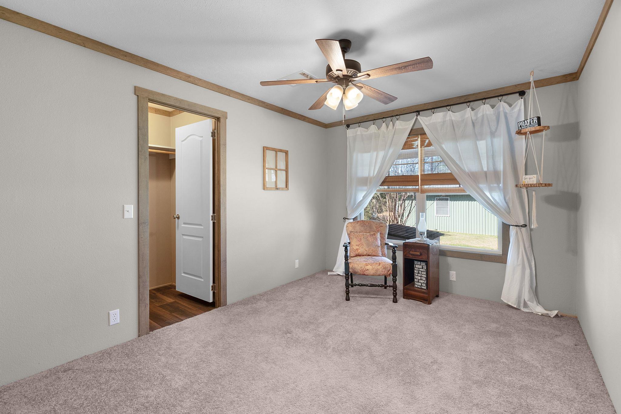 345 County Road 136C, Kingsland, TX 78639