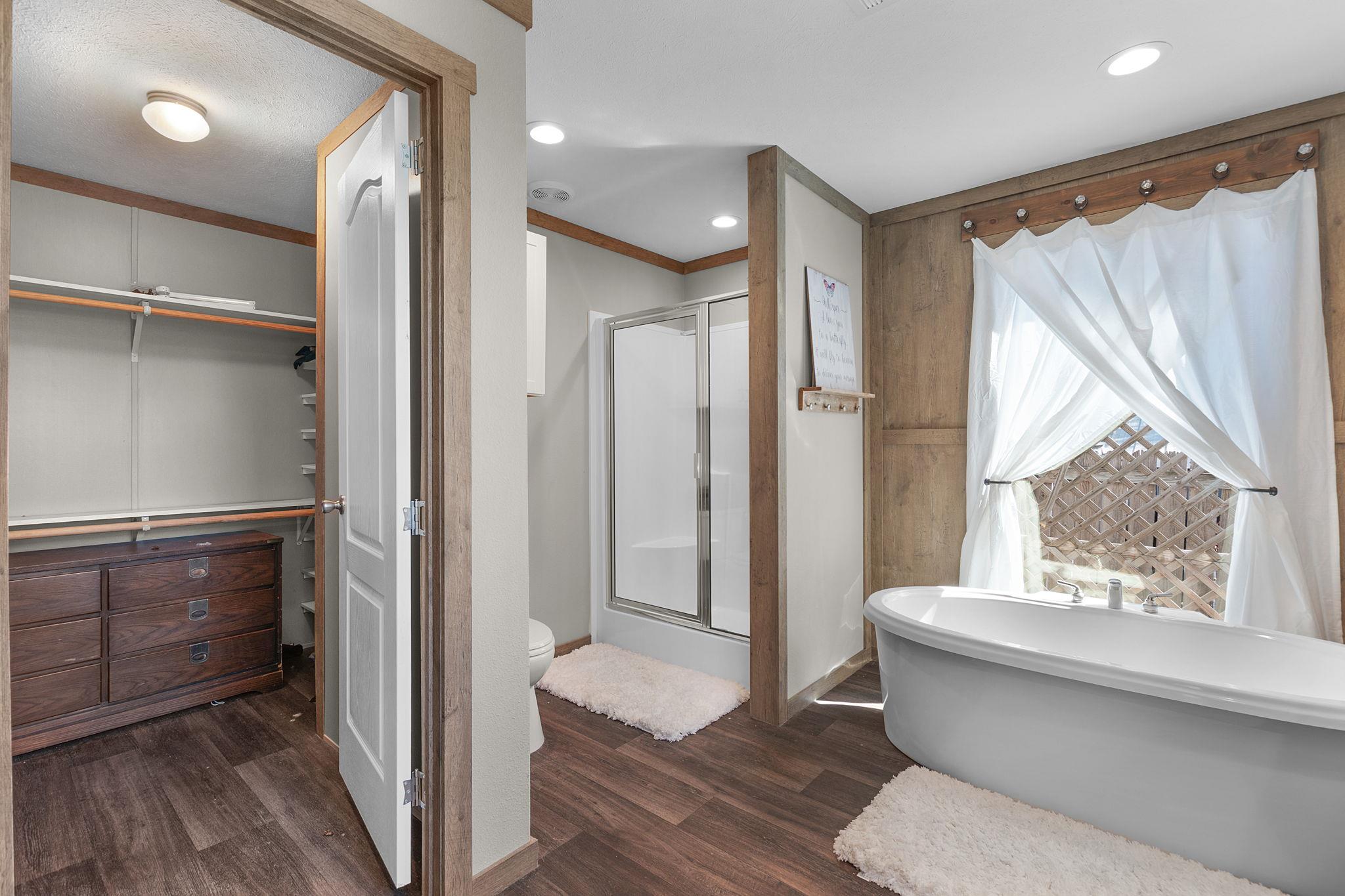 345 County Road 136C, Kingsland, TX 78639