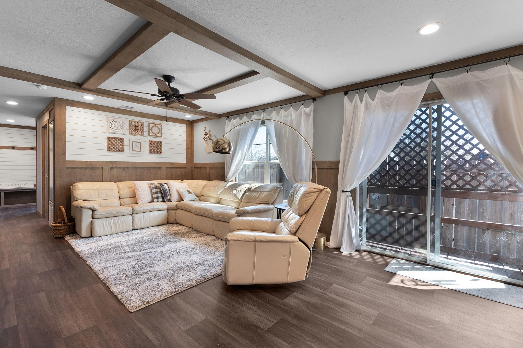 345 County Road 136C, Kingsland, TX 78639