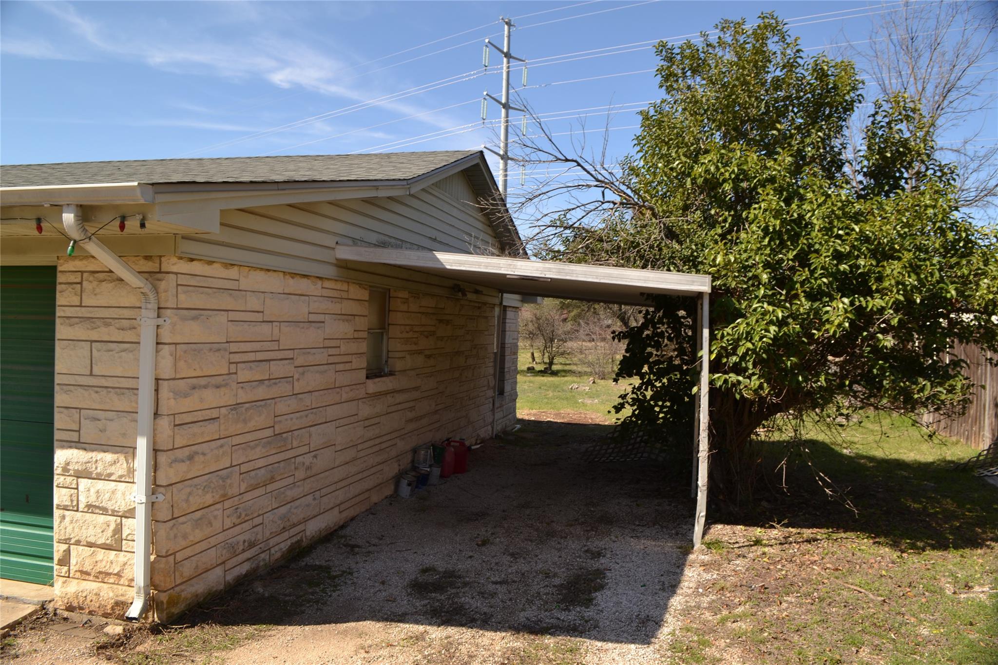 1502 Sherrard St, Burnet, TX 78611