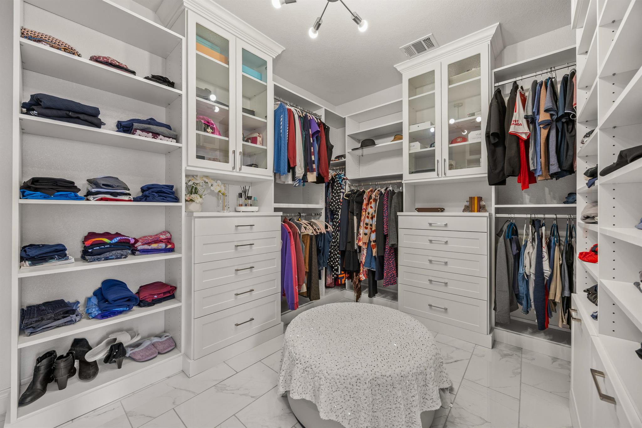 516 Honeybird Ln, Georgetown, TX 78626