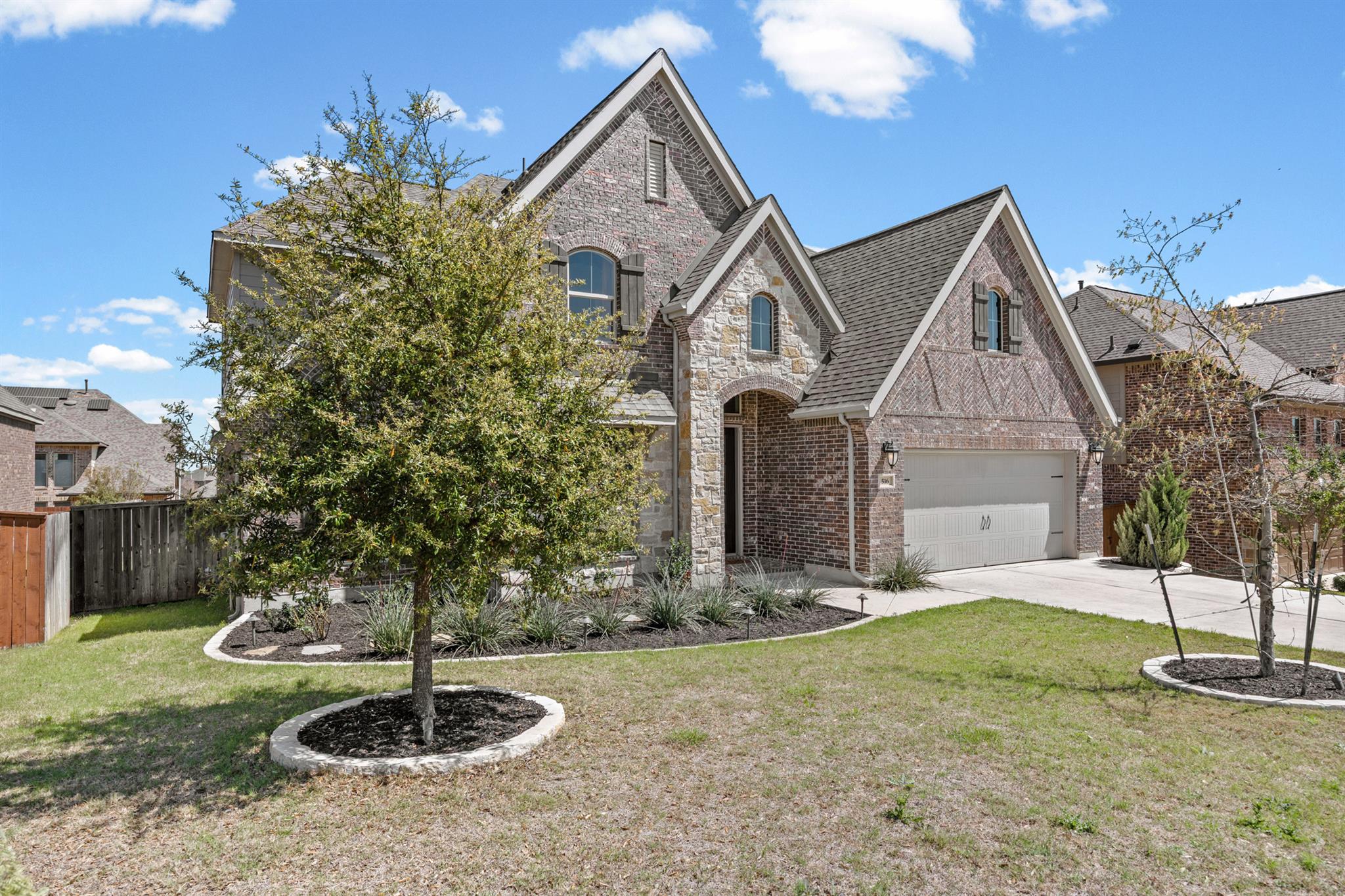 516 Honeybird Ln, Georgetown, TX 78626