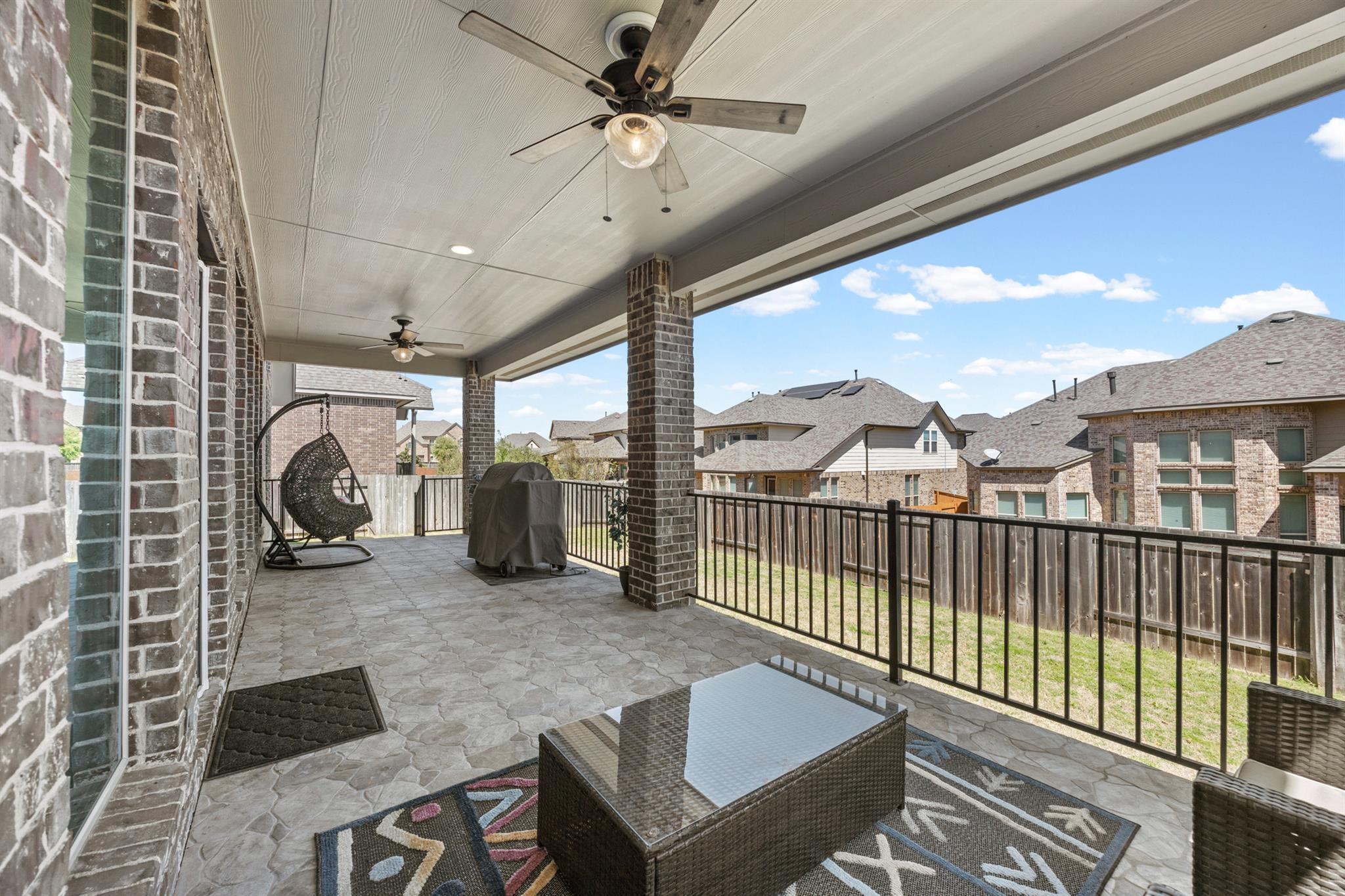 516 Honeybird Ln, Georgetown, TX 78626