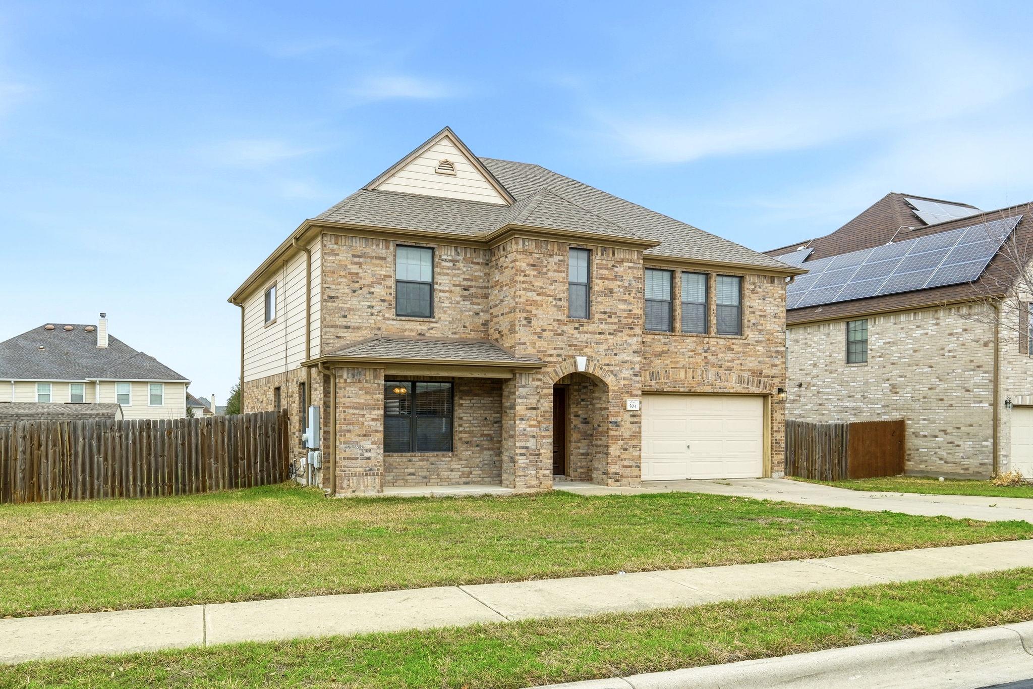 504 Castebar Dr, Round Rock, TX 78664