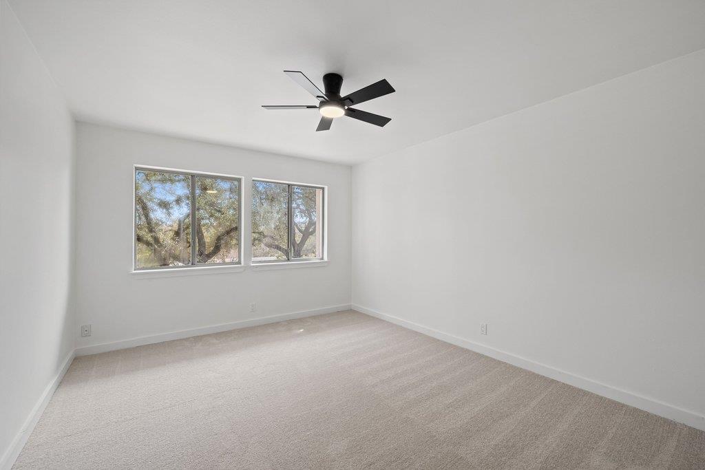 411 Lakeway Dr, Lakeway, TX 78734