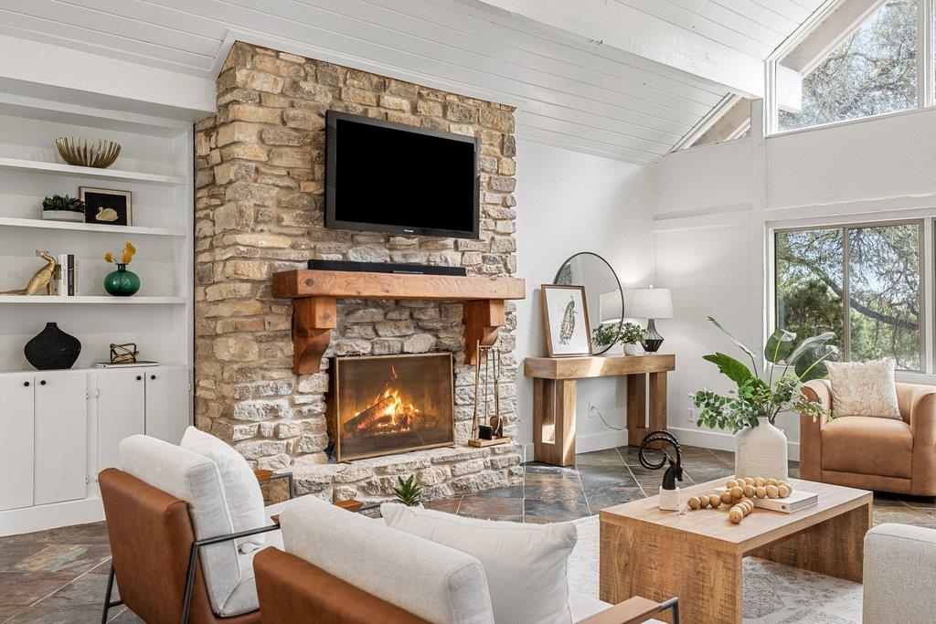 411 Lakeway Dr, Lakeway, TX 78734