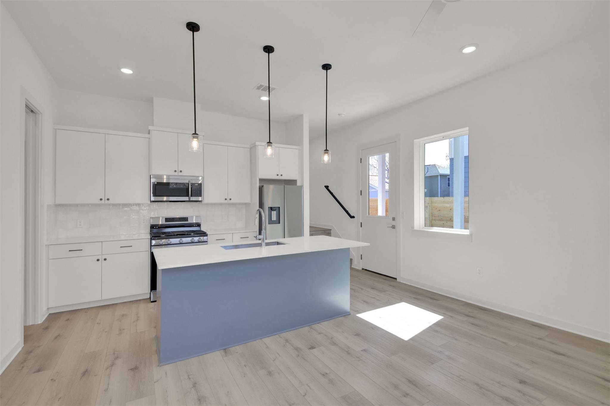 6119 Atwood St # 2, Austin, TX 78741