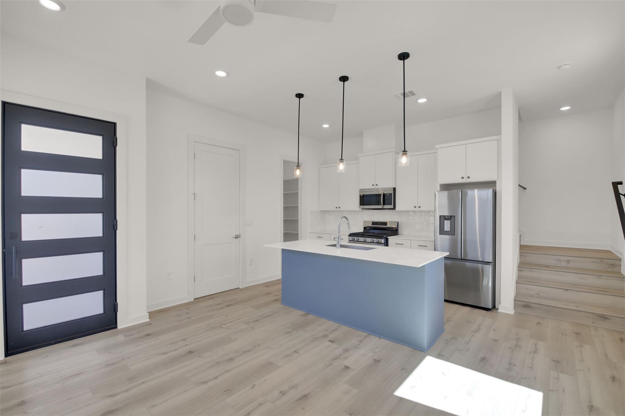 6119 Atwood St # 2, Austin, TX 78741