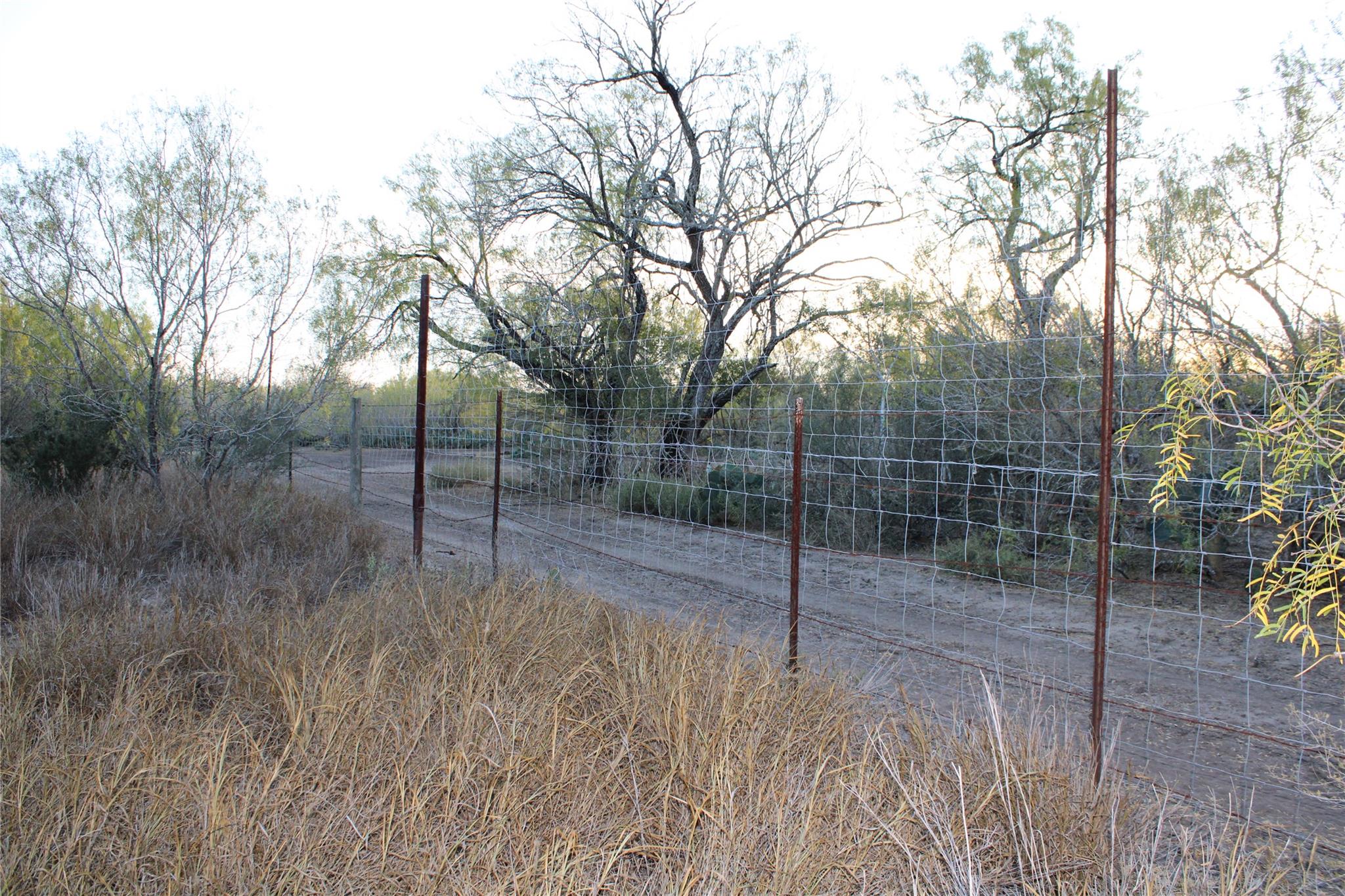 0000 CR 339, Jourdanton, TX 78026