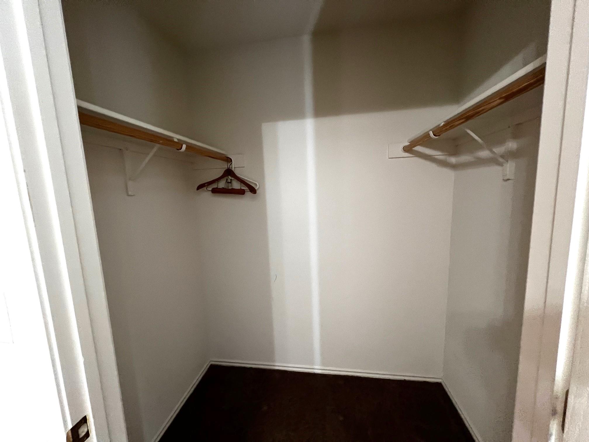 833 E Camp St, La Grange, TX 78945