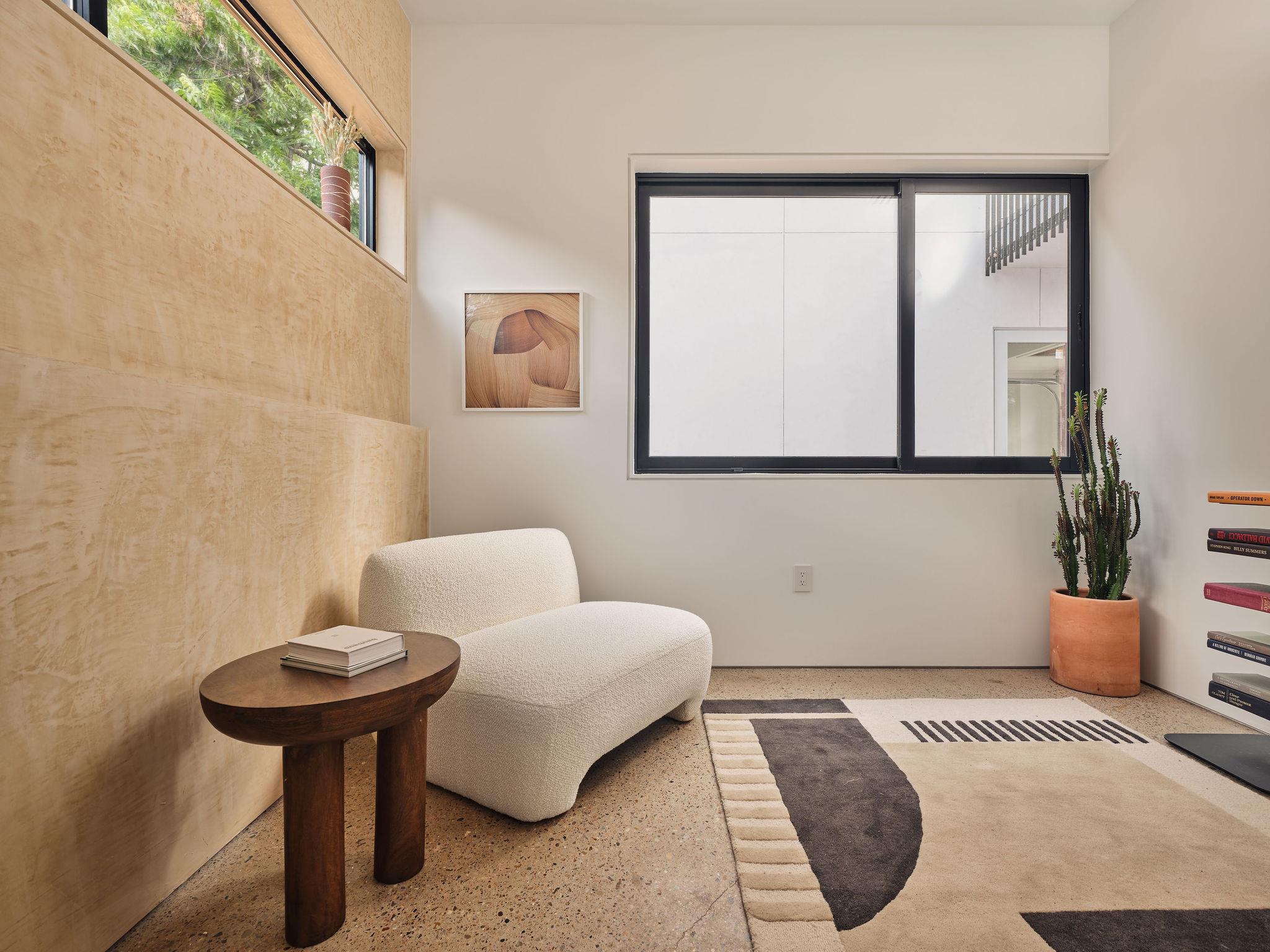 2201 Garden St, Austin, TX 78702