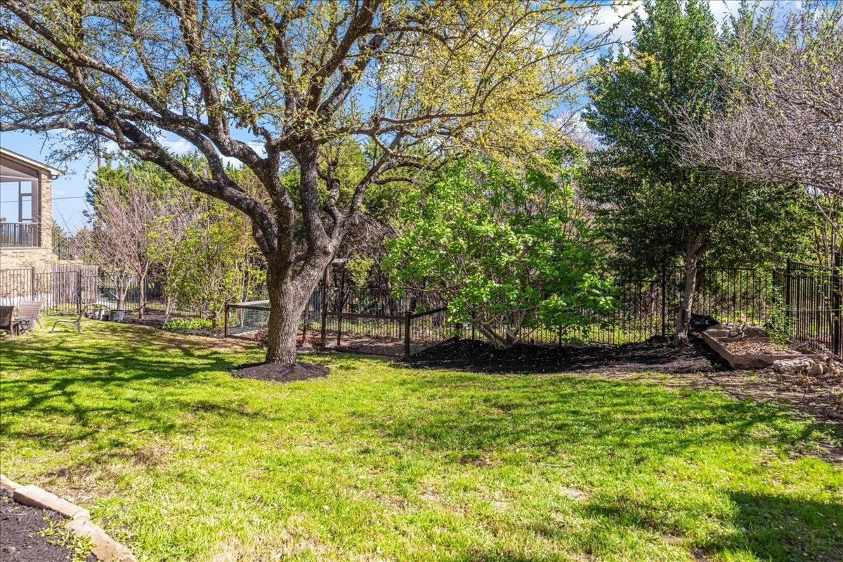 16017 Snowdonia Cv, Bee Cave, TX 78738