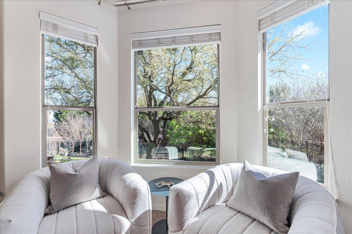 16017 Snowdonia Cv, Bee Cave, TX 78738