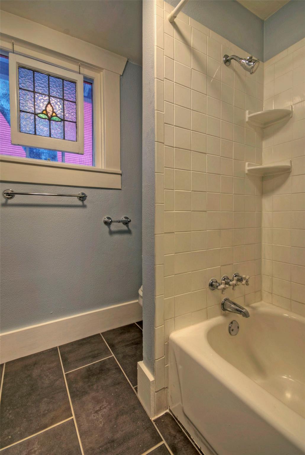 1704 Nickerson St, Austin, TX 78704