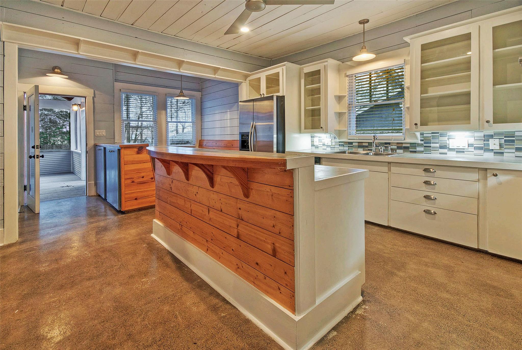 1704 Nickerson St, Austin, TX 78704