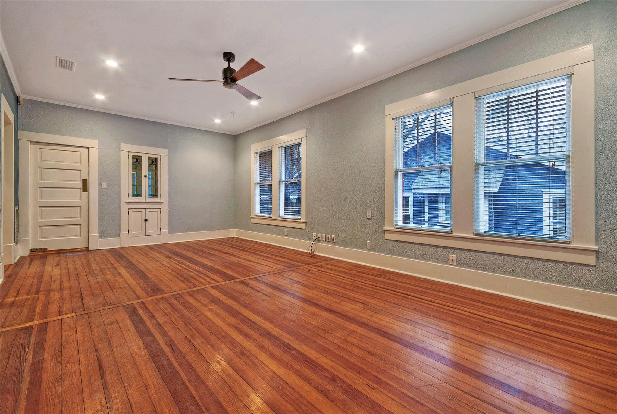 1704 Nickerson St, Austin, TX 78704