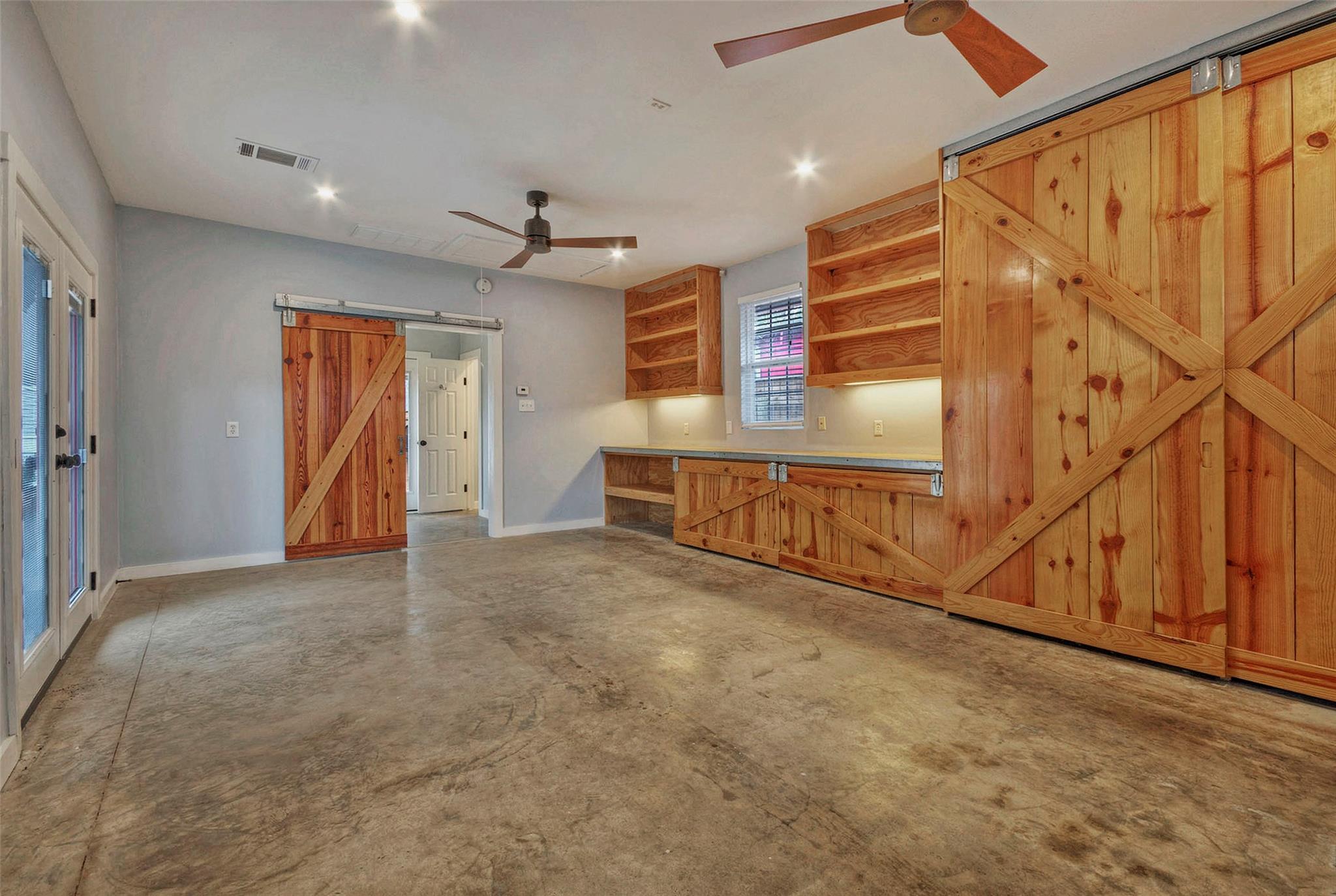 1704 Nickerson St, Austin, TX 78704