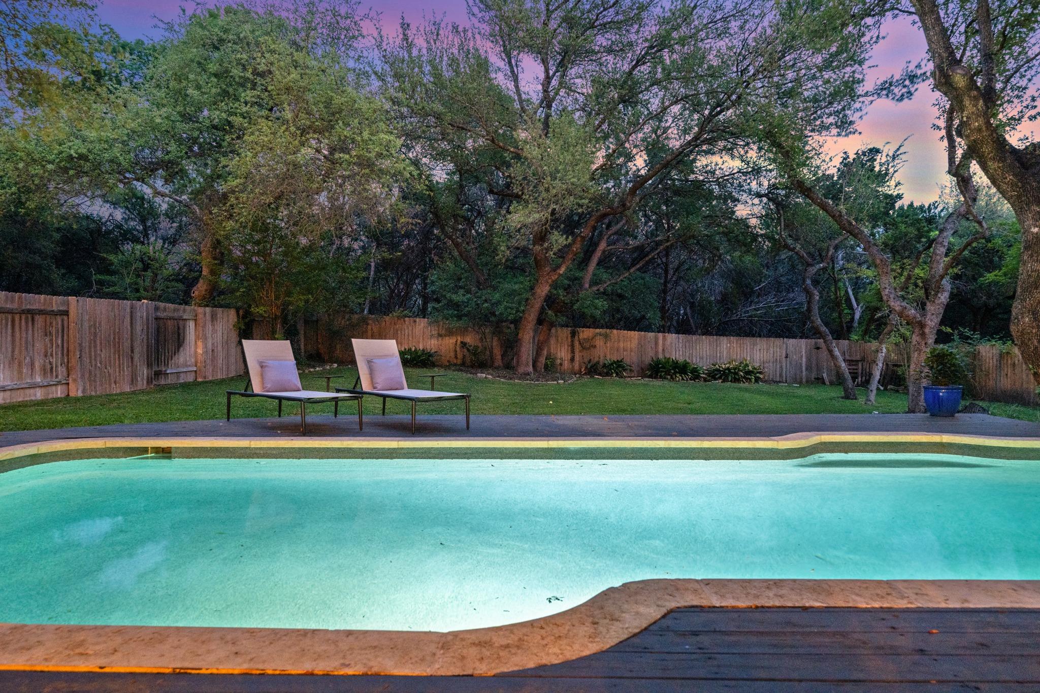 10080 Circleview Dr, Austin, TX 78733