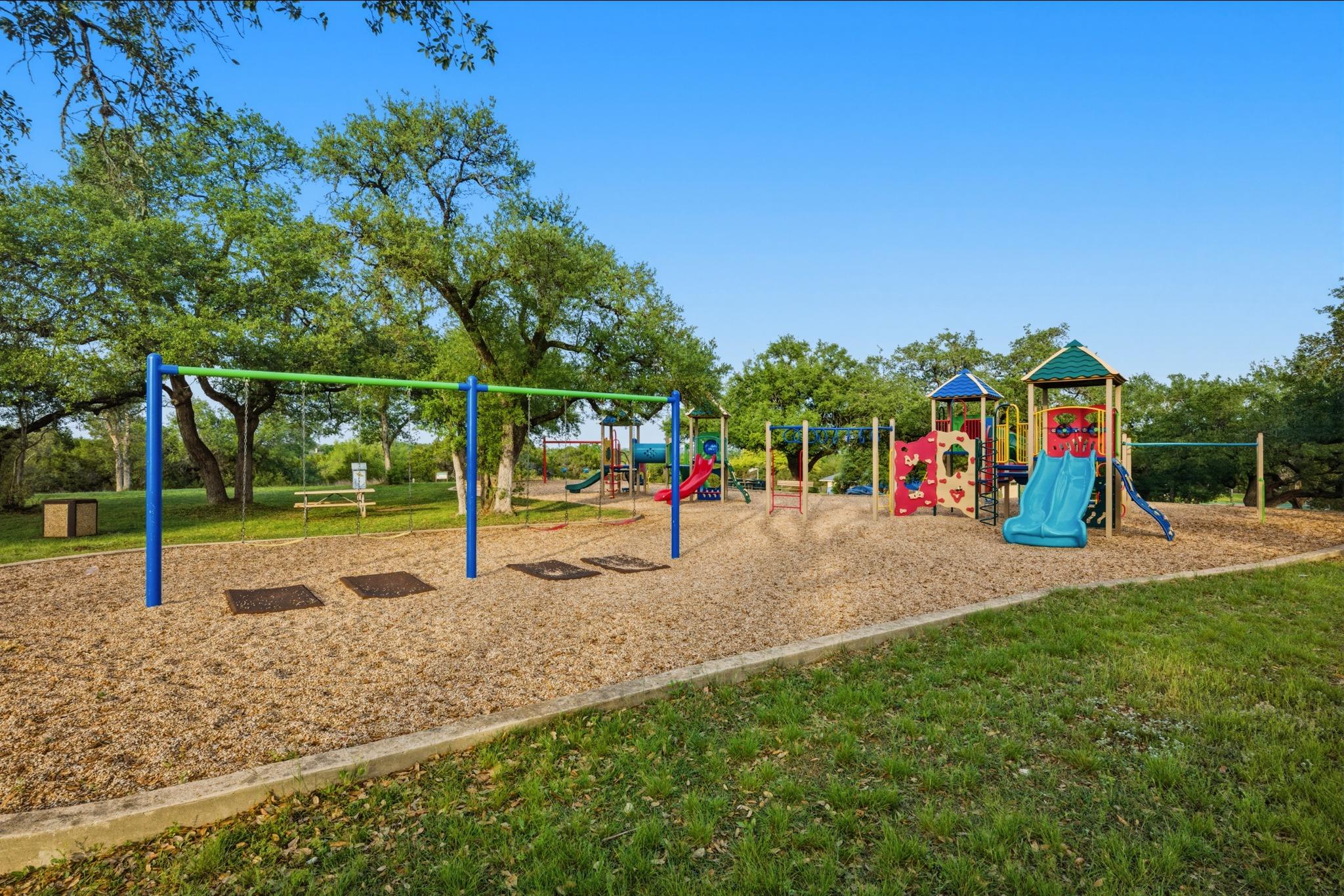 10080 Circleview Dr, Austin, TX 78733