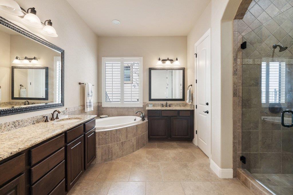 115 Reflection Bay Ct, Austin, TX 78738