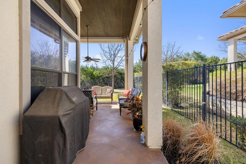 115 Reflection Bay Ct, Austin, TX 78738