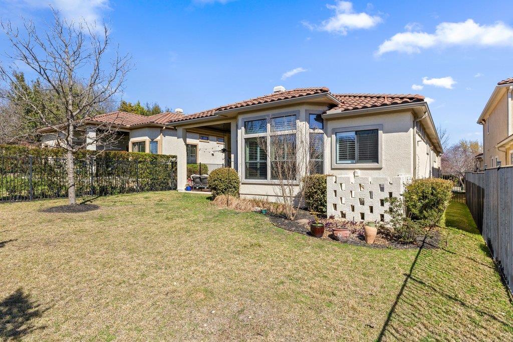 115 Reflection Bay Ct, Austin, TX 78738