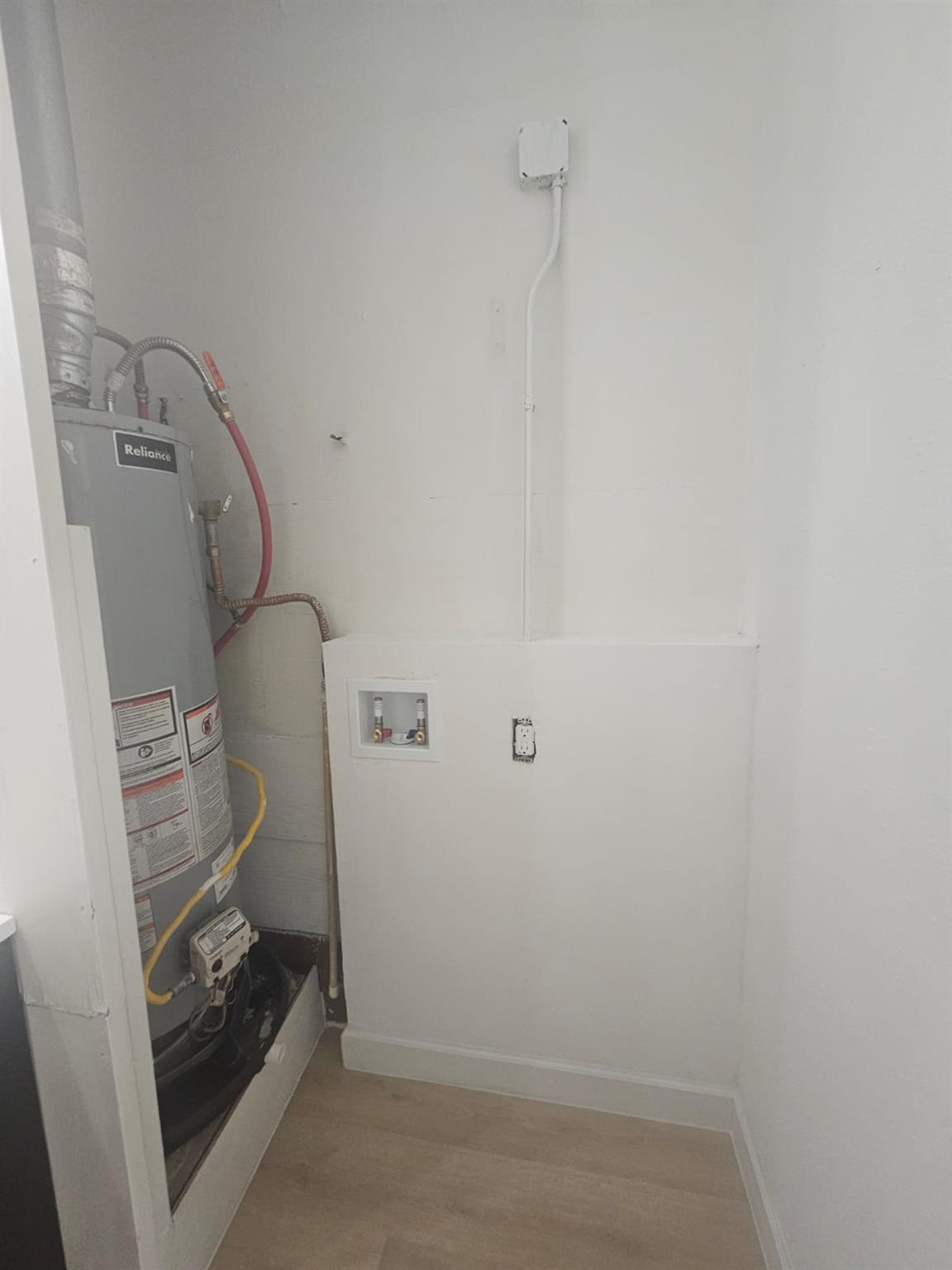 1300 Hondo St, Lockhart, TX 78644