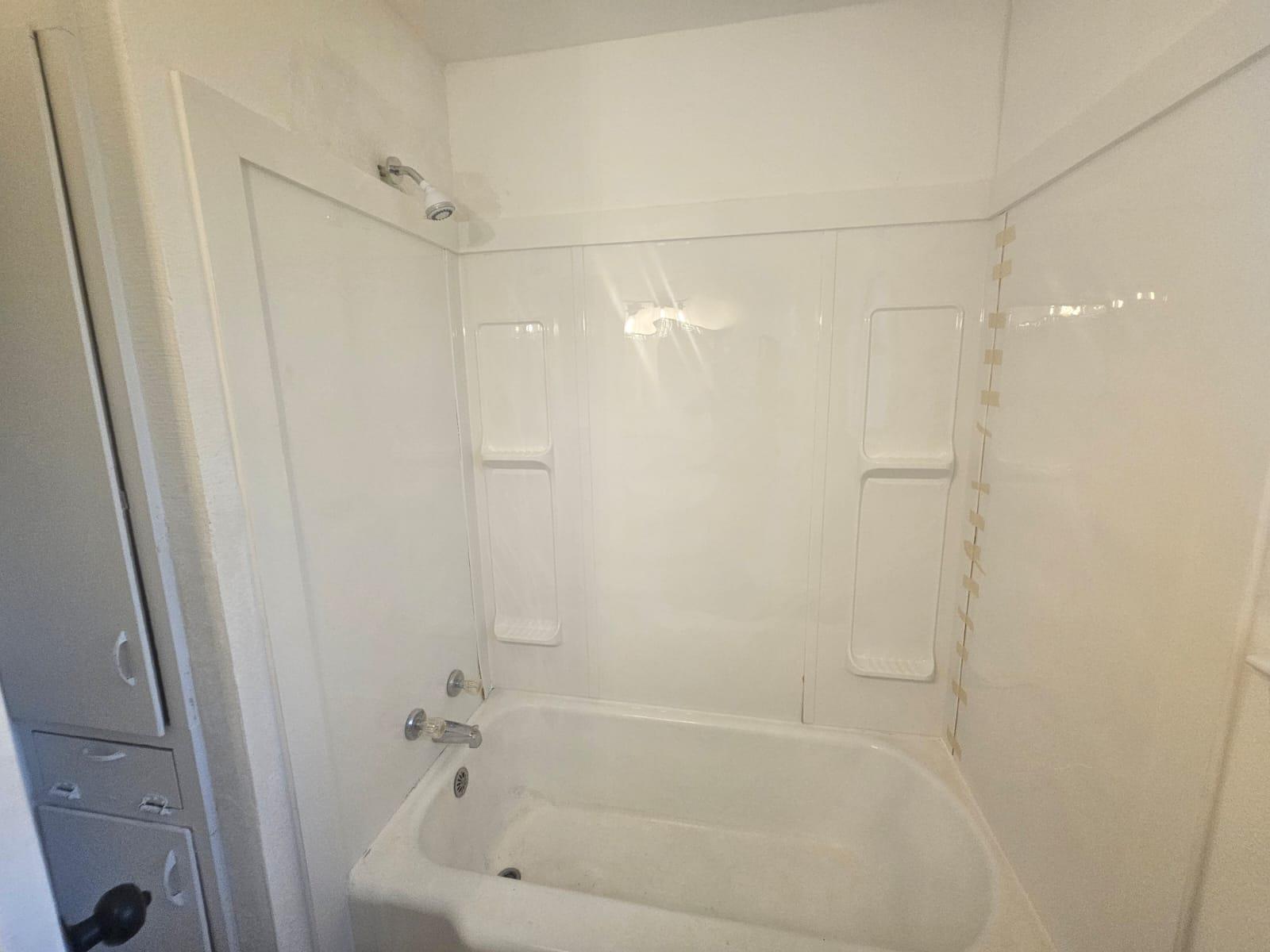 1300 Hondo St, Lockhart, TX 78644