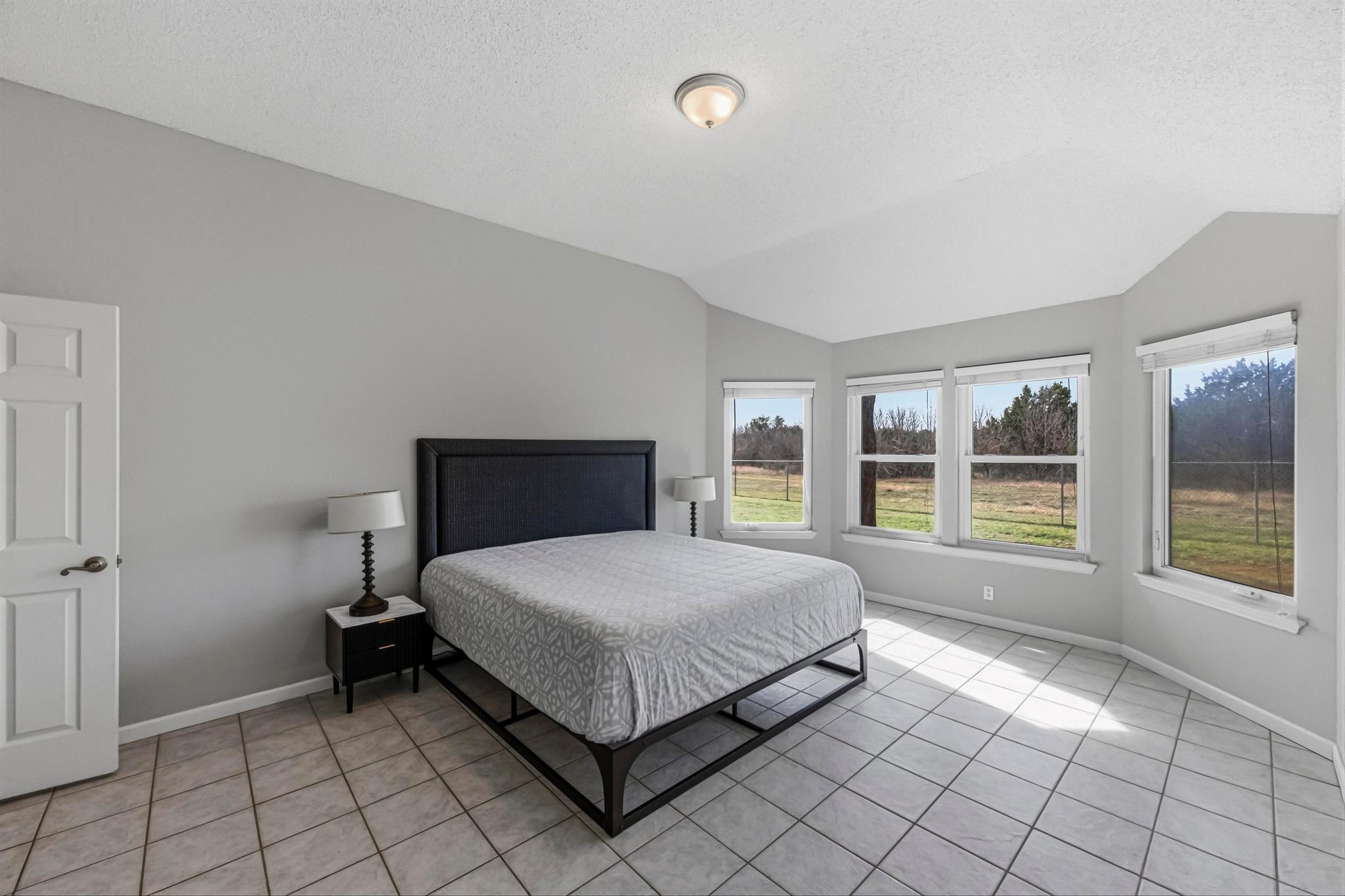 7719 Kiva Dr, Austin, TX 78749