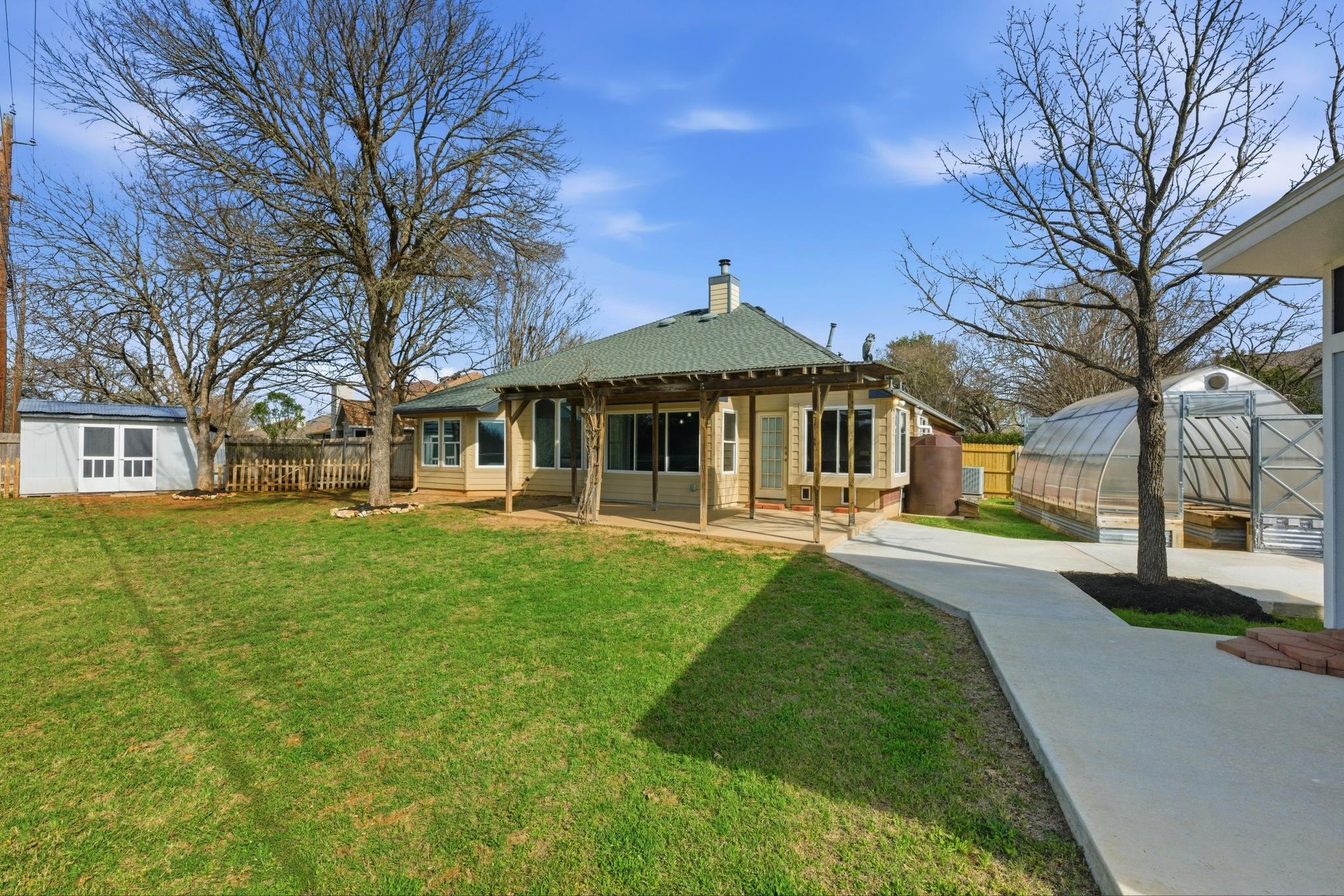 7719 Kiva Dr, Austin, TX 78749