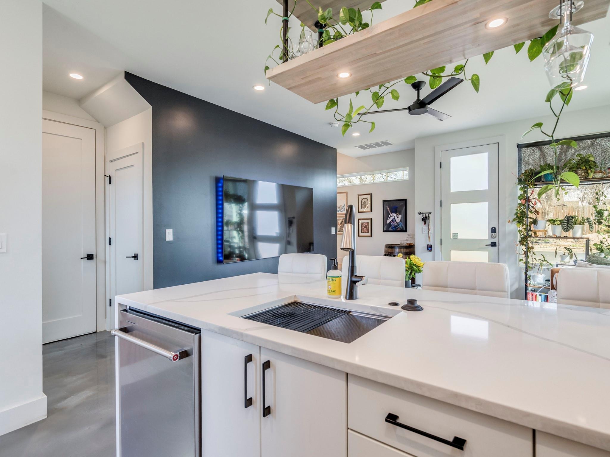 4603 Philco Dr # 2, Austin, TX 78745