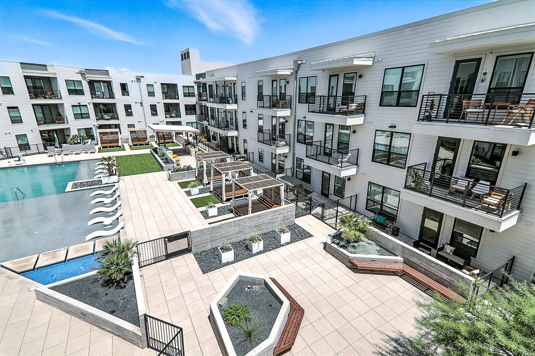 1701 Simond Ave # 639, Austin, TX 78723