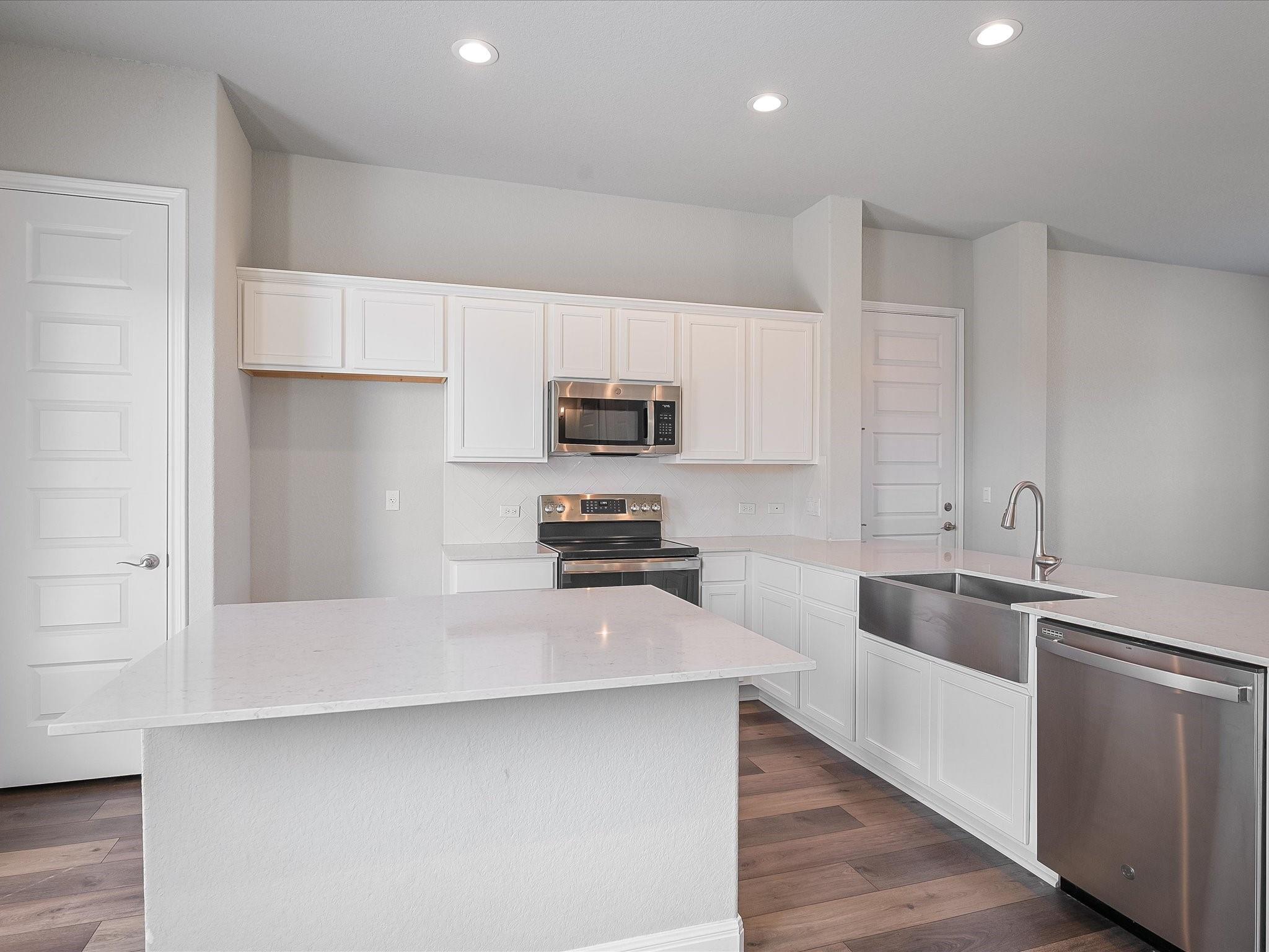 3203 Burnside Cir, Lago Vista, TX 78645