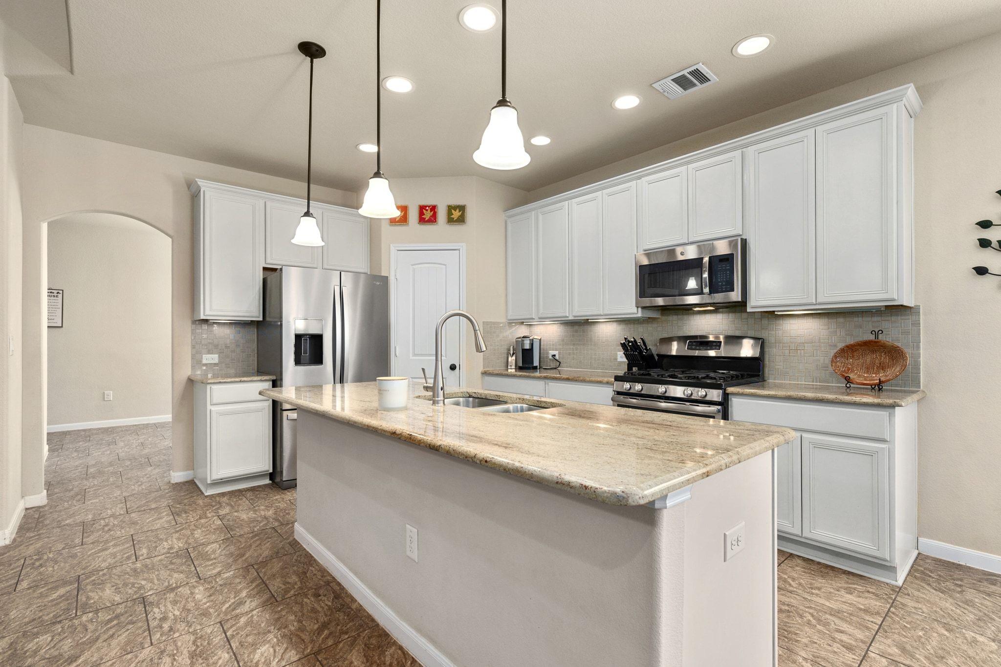 738 Palo Duro Loop, Round Rock, TX 78664