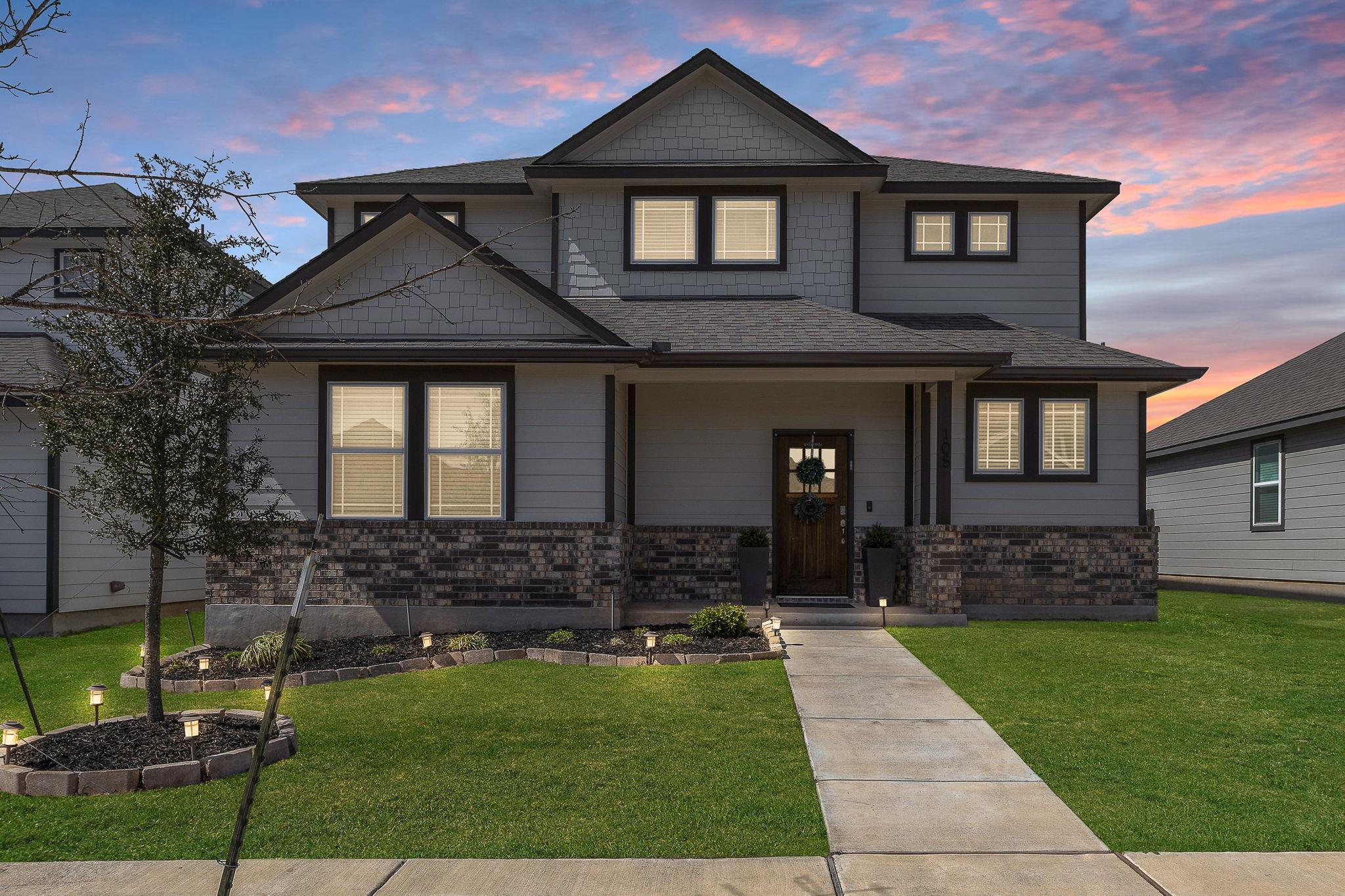 105 Hackberry Branch Dr, Hutto, TX 78634