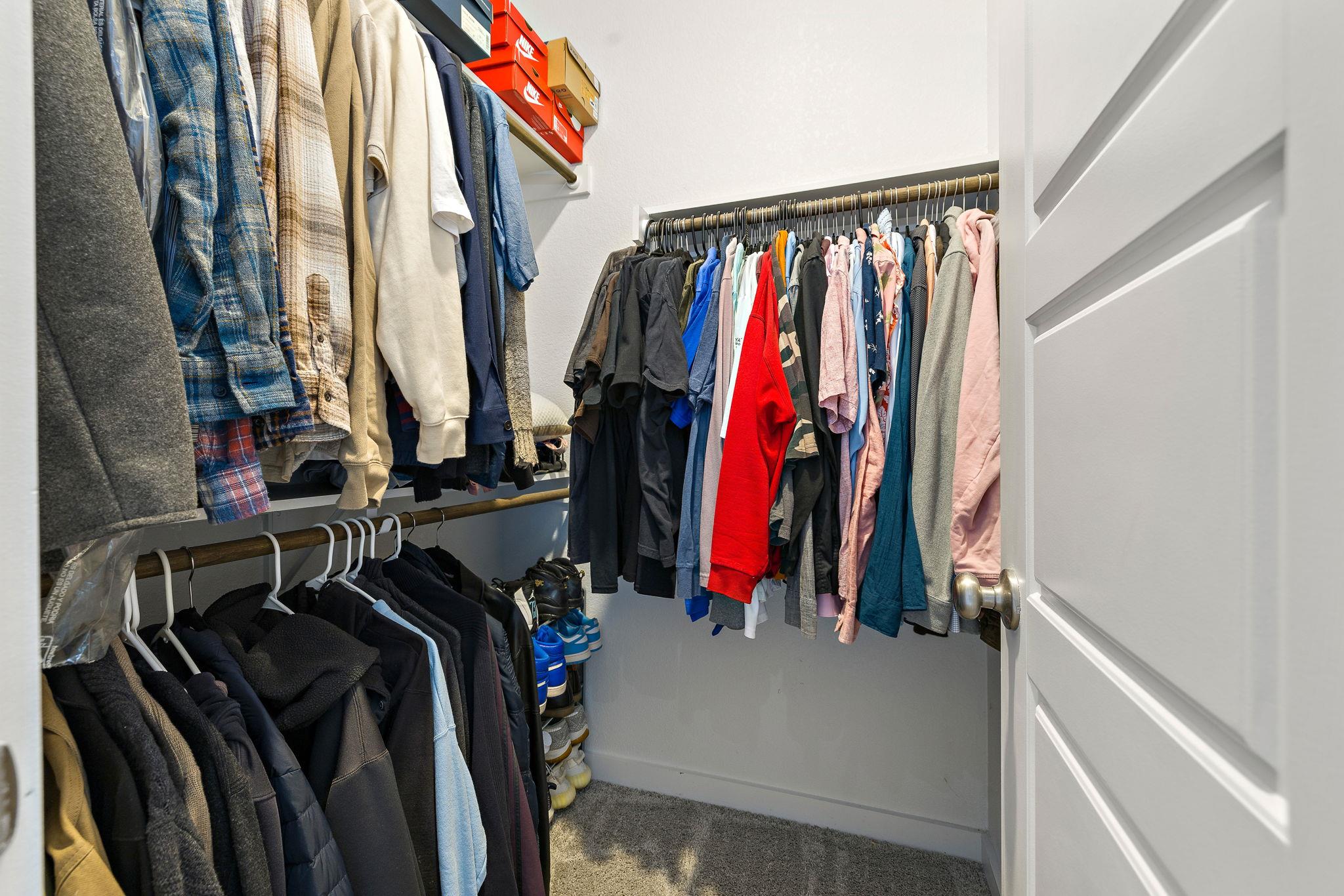 105 Hackberry Branch Dr, Hutto, TX 78634