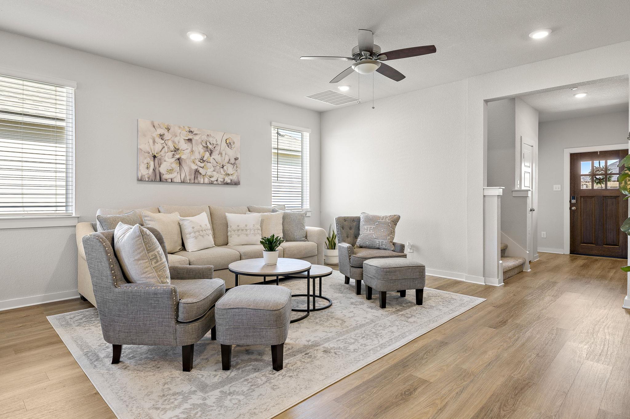 105 Hackberry Branch Dr, Hutto, TX 78634