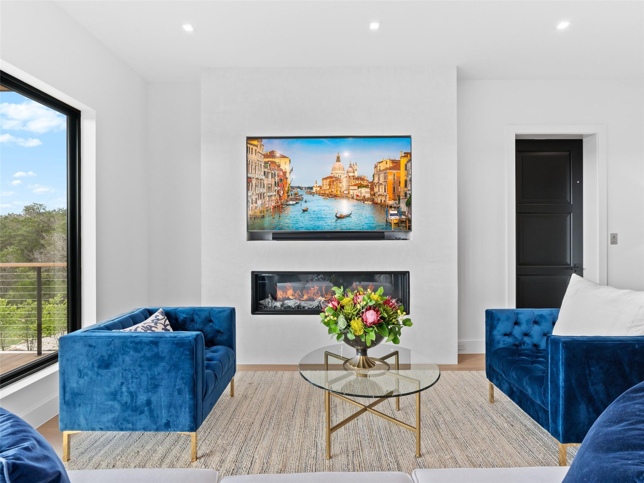 1104 SUMMIT RIDGE DR Dr, New Braunfels, TX 78132