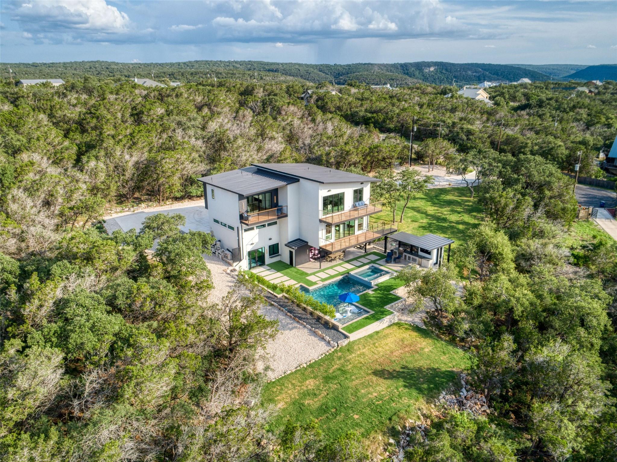 1104 SUMMIT RIDGE DR Dr, New Braunfels, TX 78132