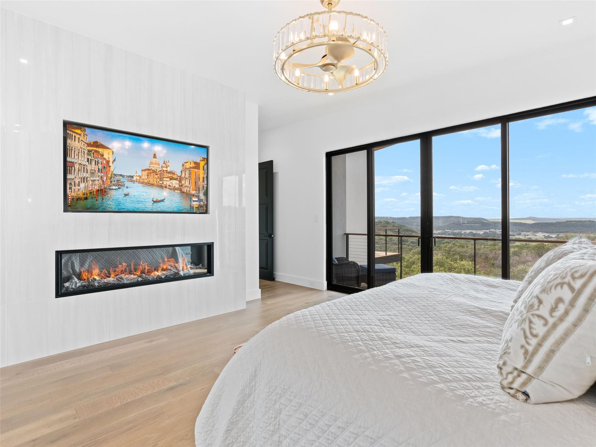 1104 SUMMIT RIDGE DR Dr, New Braunfels, TX 78132