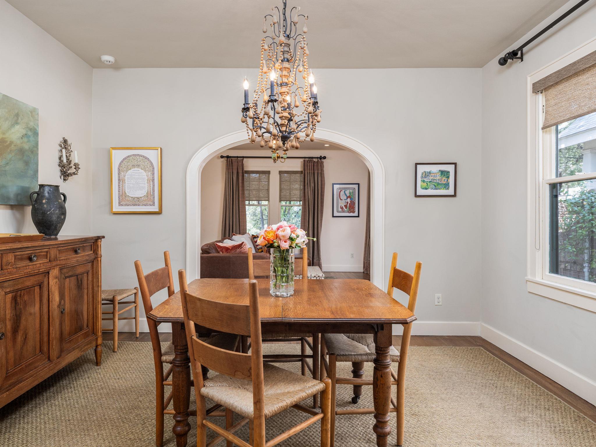 2825 Shoal Crest Ave, Austin, TX 78705