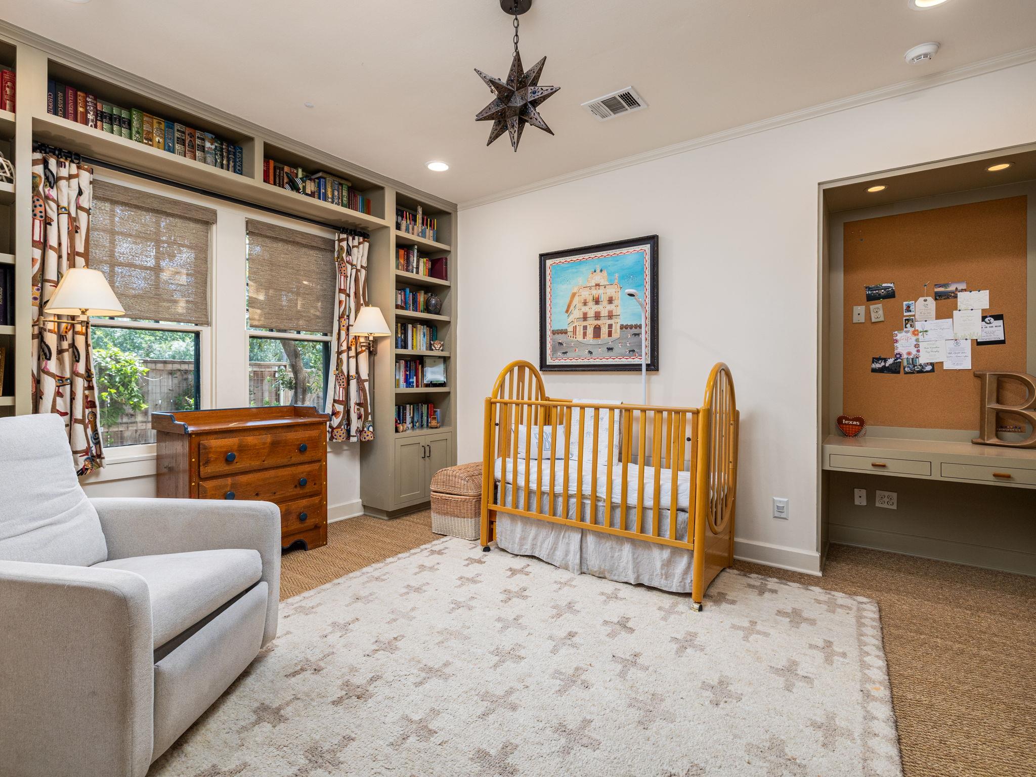 2825 Shoal Crest Ave, Austin, TX 78705