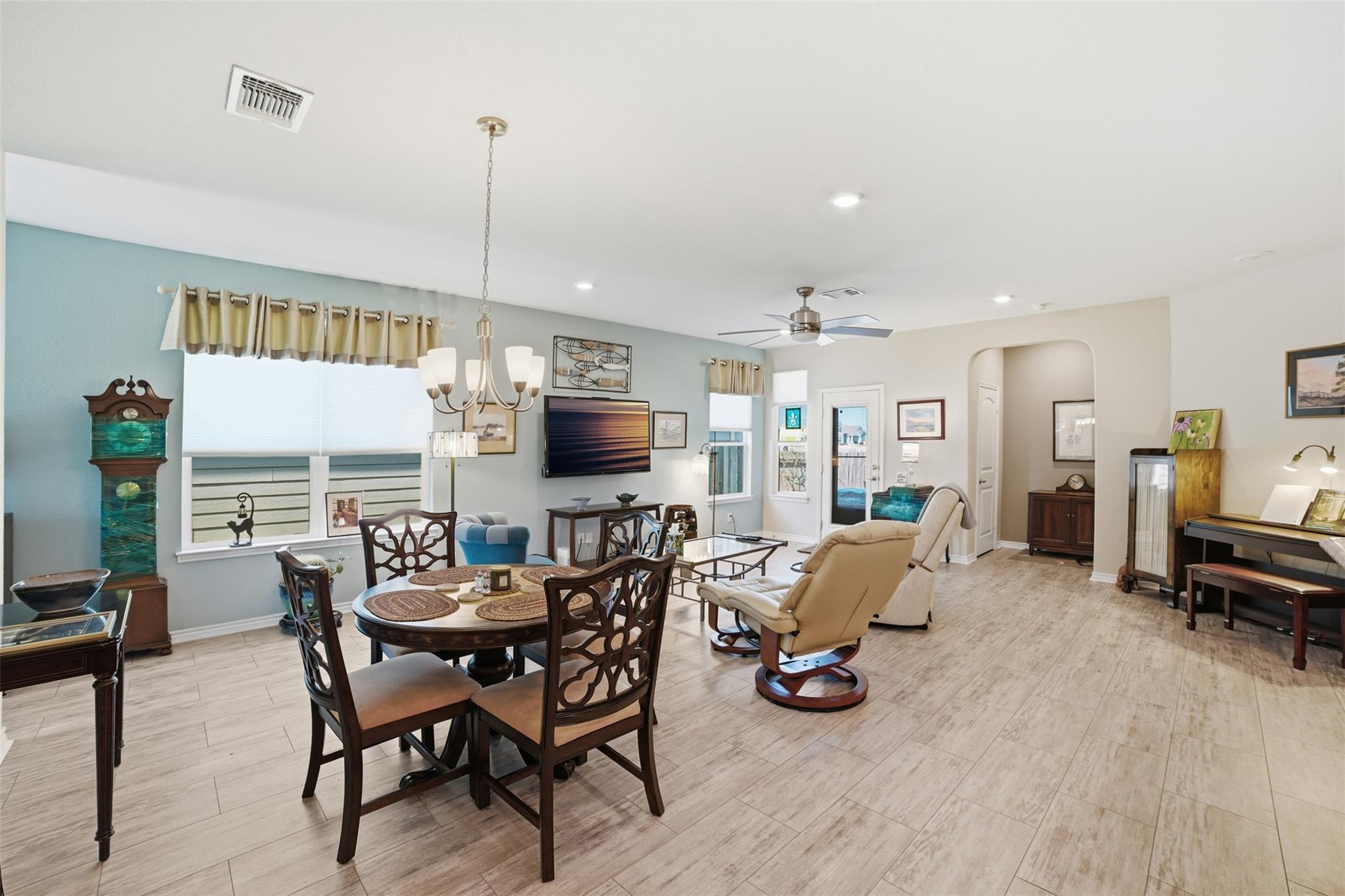 2071 Wind Chime Way, New Braunfels, TX 78130