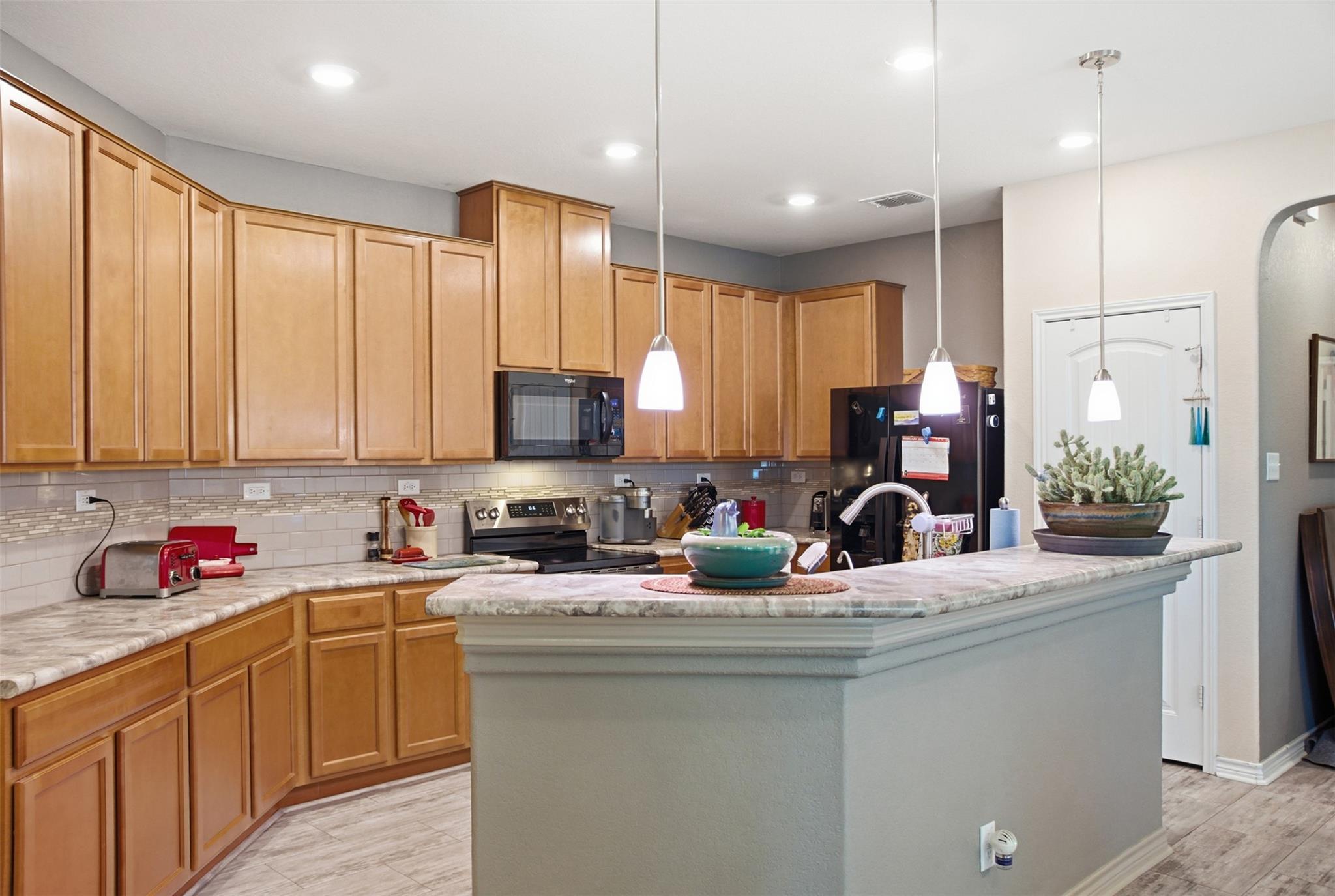 2071 Wind Chime Way, New Braunfels, TX 78130