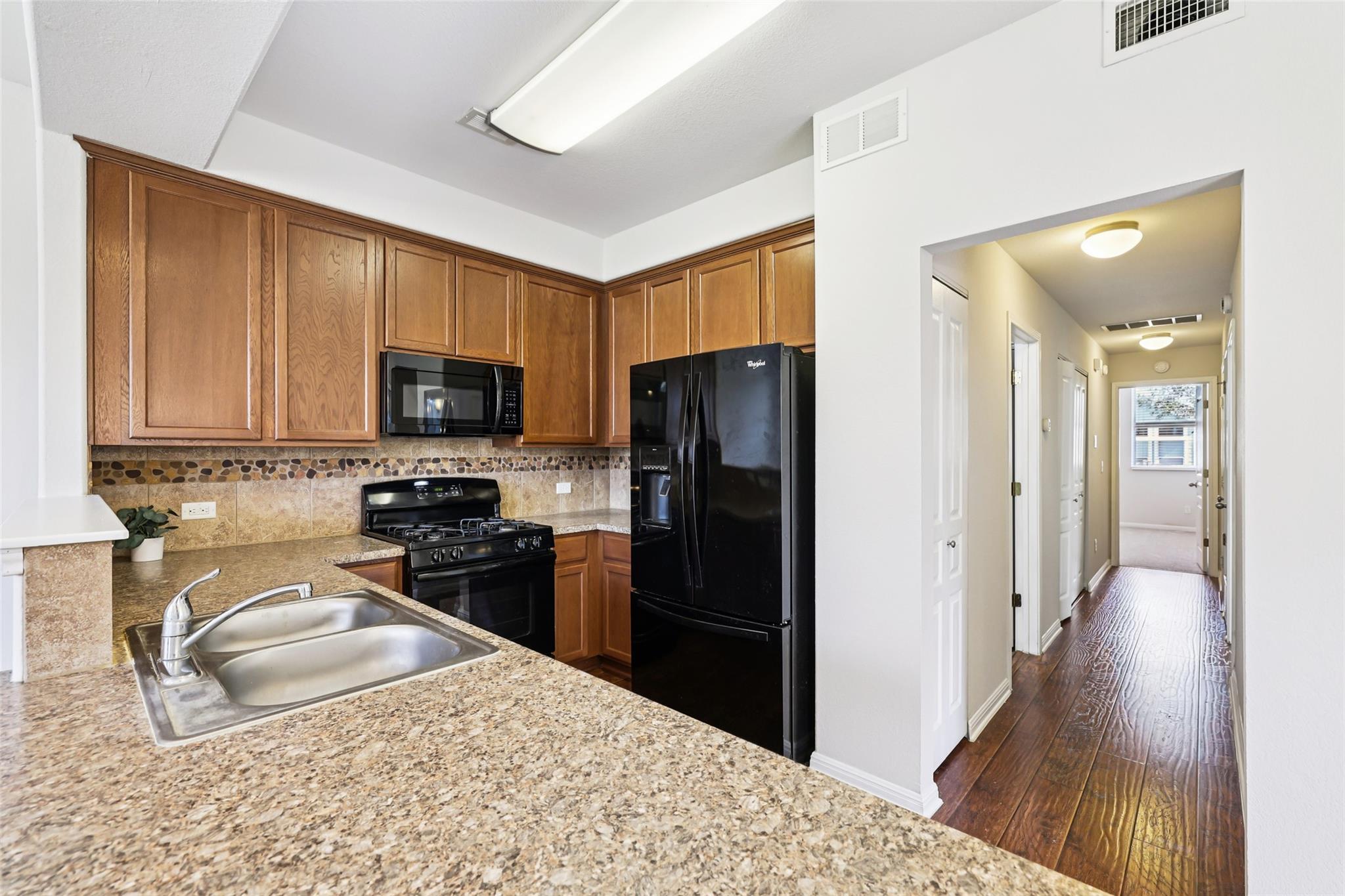 1524 Sanders, Kyle, TX 78640