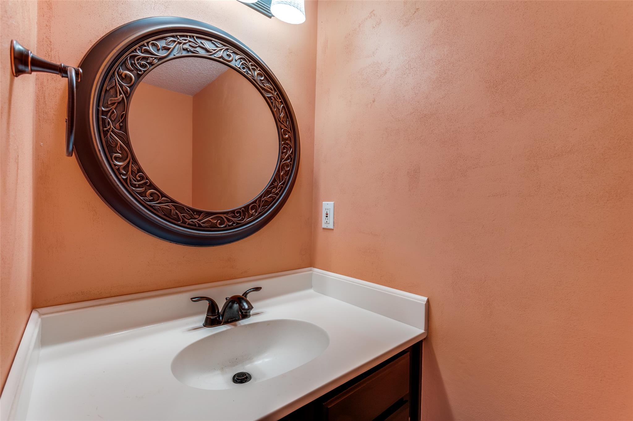 12706 Possum Hollow Dr, Austin, TX 78729