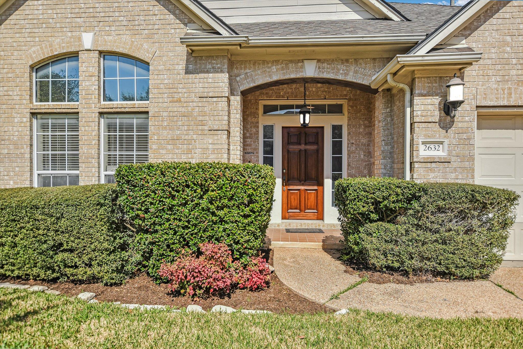 2632 Henley Dr, Round Rock, TX 78681