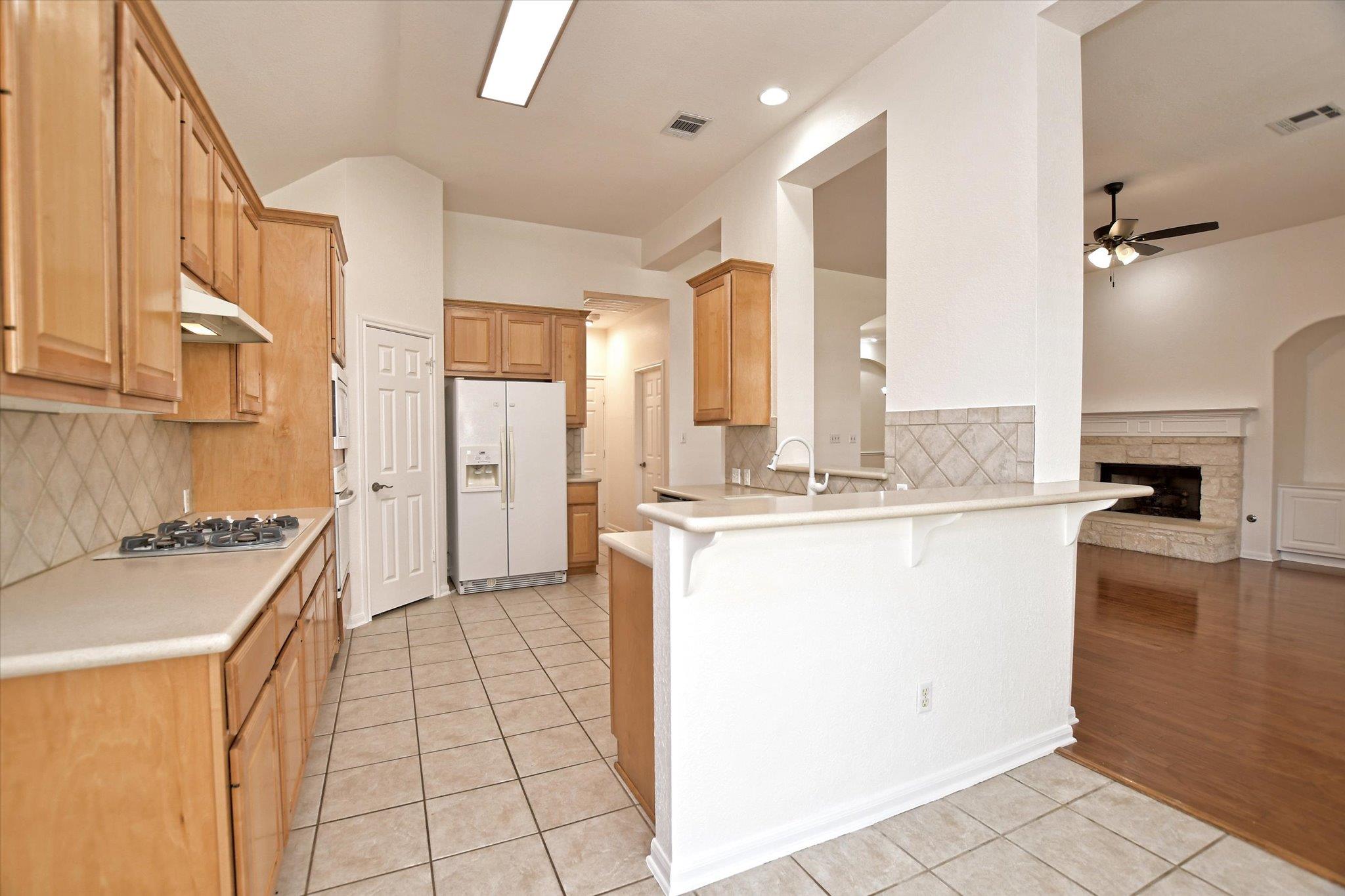 2632 Henley Dr, Round Rock, TX 78681