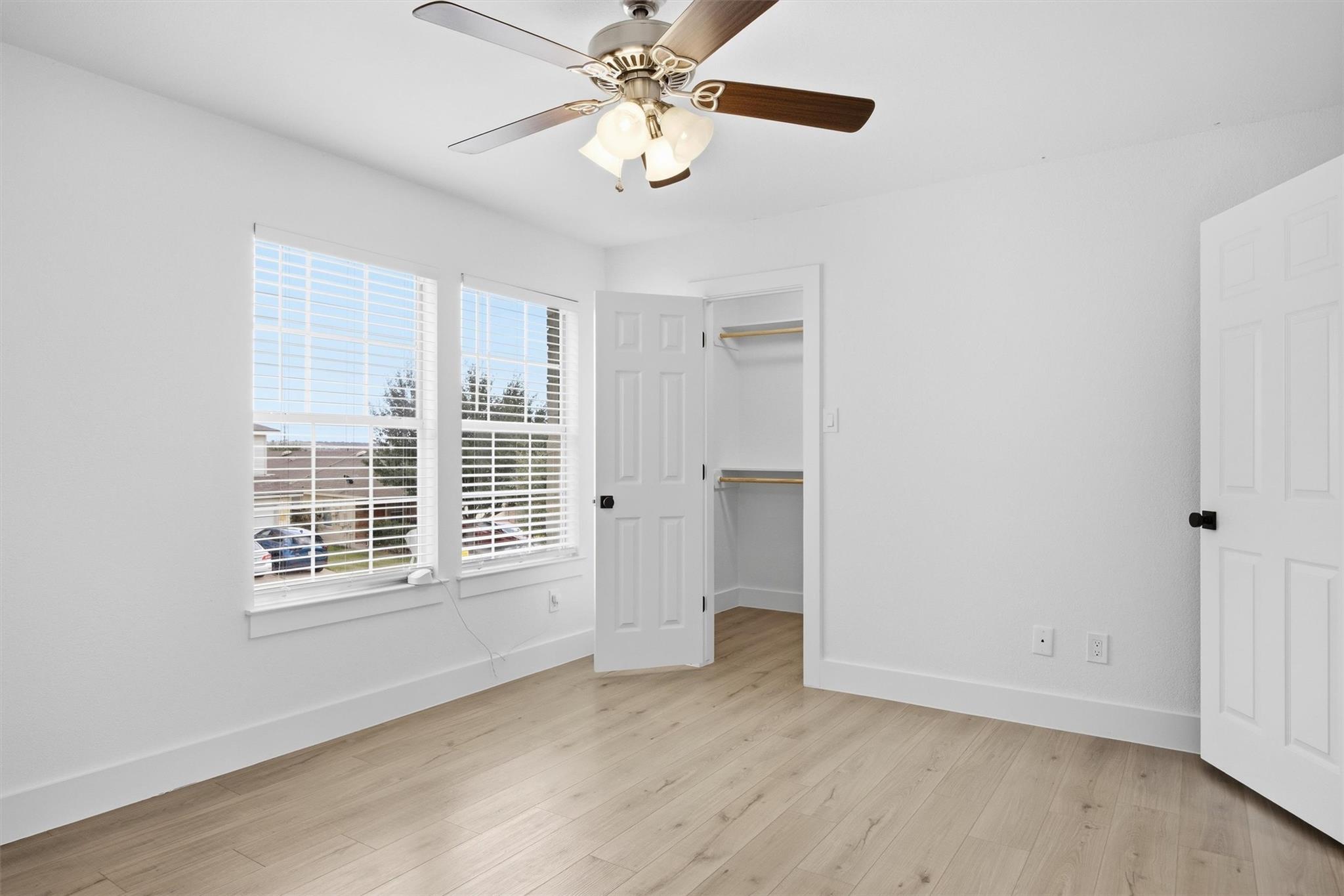 6708 Panda Royle Dr, Del Valle, TX 78617